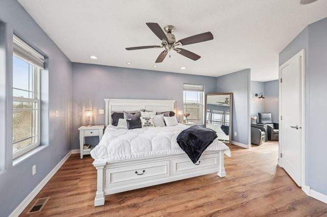 926 Bluff Heights Drive SE, Lonsdale, MN 55046