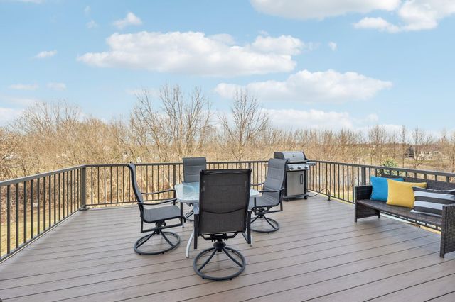 926 Bluff Heights Drive SE, Lonsdale, MN 55046