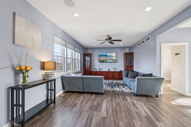 926 Bluff Heights Drive SE, Lonsdale, MN 55046