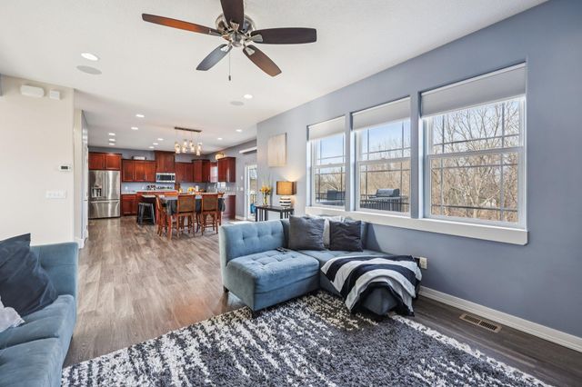 926 Bluff Heights Drive SE, Lonsdale, MN 55046