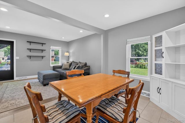 1446 Norris Street, Westland, MI 48186