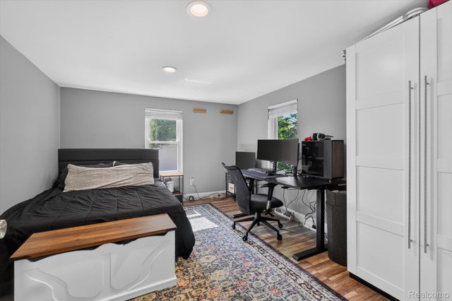 1446 Norris Street, Westland, MI 48186