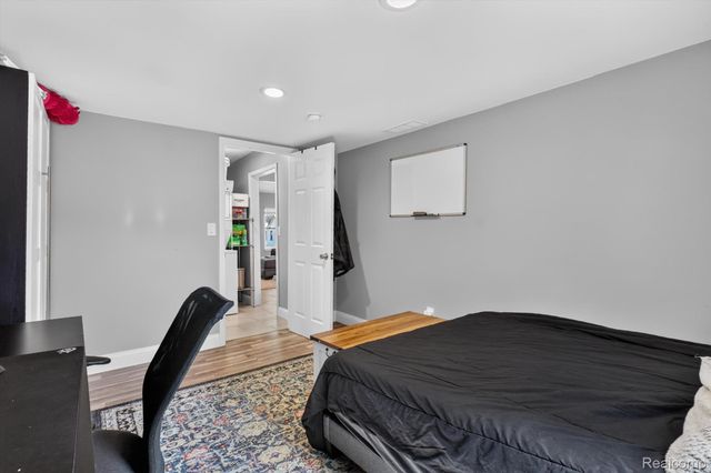 1446 Norris Street, Westland, MI 48186