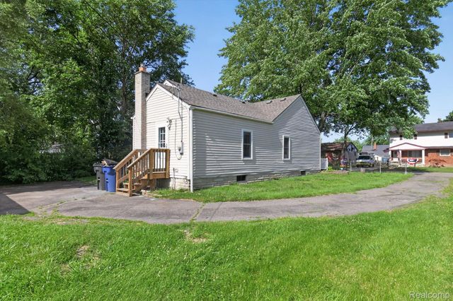 1446 Norris Street, Westland, MI 48186