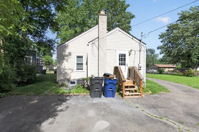 1446 Norris Street, Westland, MI 48186