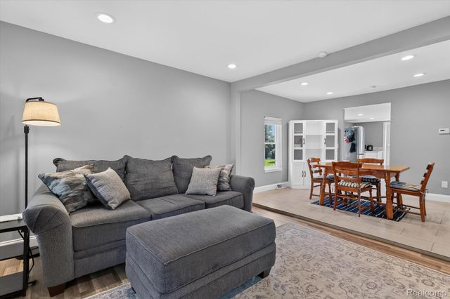 1446 Norris Street, Westland, MI 48186