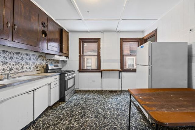 208 Kenwood Avenue, Rochester, NY 14611