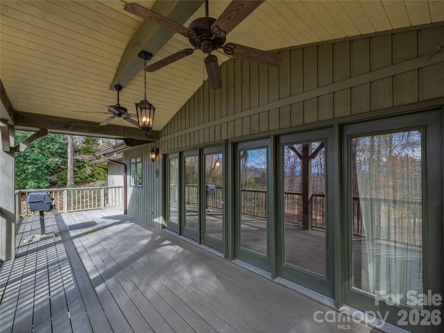 61 Brookwood Road, Asheville, NC 28804