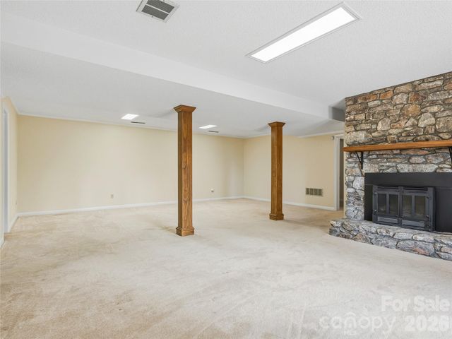 61 Brookwood Road, Asheville, NC 28804