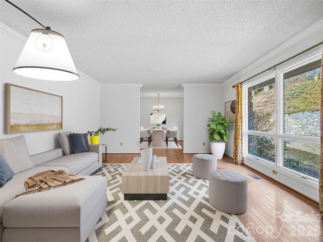 61 Brookwood Road, Asheville, NC 28804