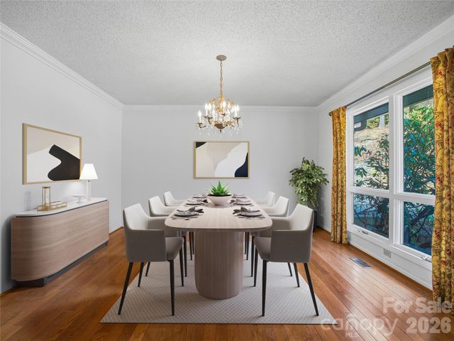 61 Brookwood Road, Asheville, NC 28804