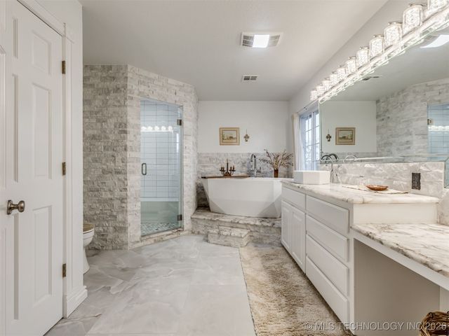 32825 E 740 Road, Wagoner, OK 74467