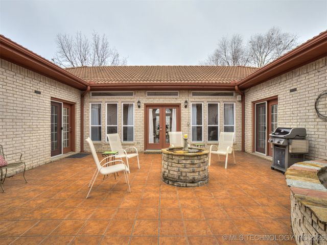 32825 E 740 Road, Wagoner, OK 74467