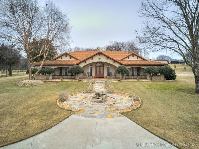 32825 E 740 Road, Wagoner, OK 74467