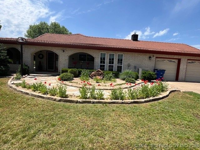 32825 E 740 Road, Wagoner, OK 74467