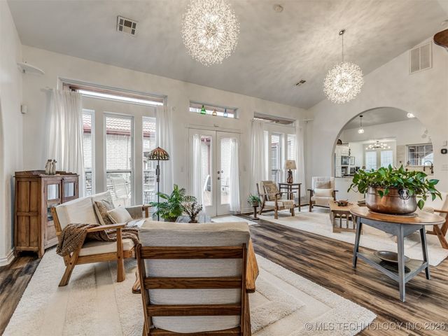 32825 E 740 Road, Wagoner, OK 74467