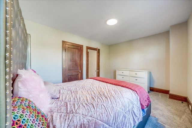 464 E Hinman Avenue, Columbus, OH 43207