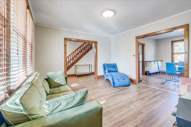 464 E Hinman Avenue, Columbus, OH 43207