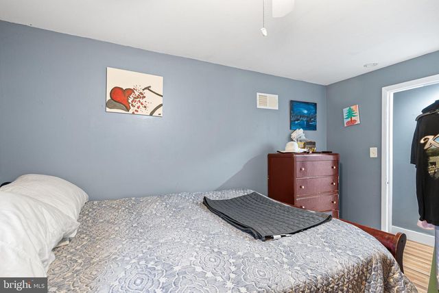 2300 S FILBERT ST, Allentown, PA 18103