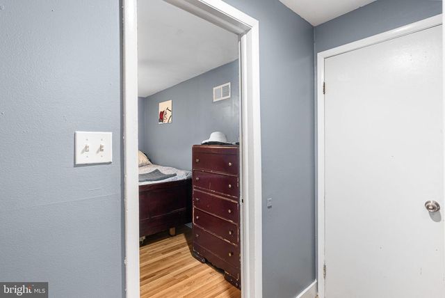 2300 S FILBERT ST, Allentown, PA 18103