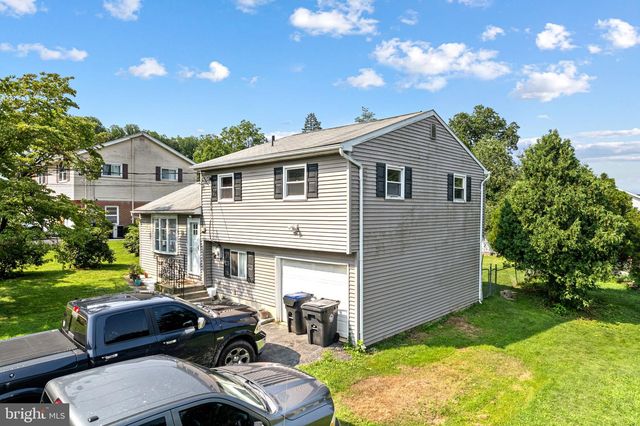 2300 S FILBERT ST, Allentown, PA 18103