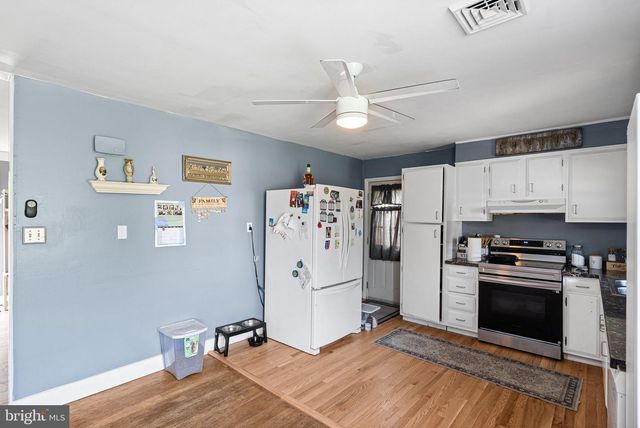 2300 S FILBERT ST, Allentown, PA 18103