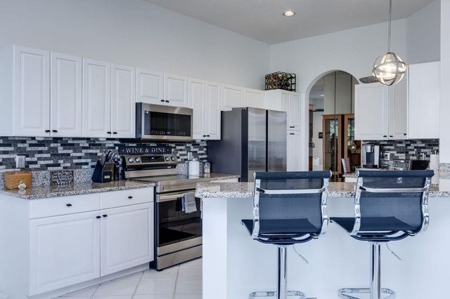 8910 Brittany Lakes Dr, Boynton Beach, FL 33472