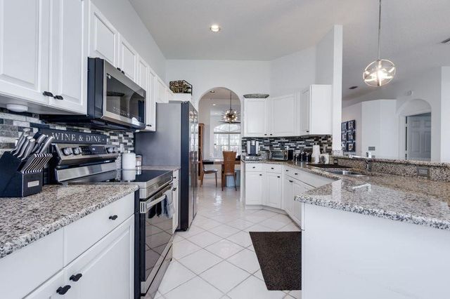 8910 Brittany Lakes Dr, Boynton Beach, FL 33472