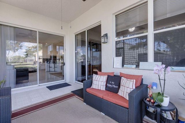 8910 Brittany Lakes Dr, Boynton Beach, FL 33472