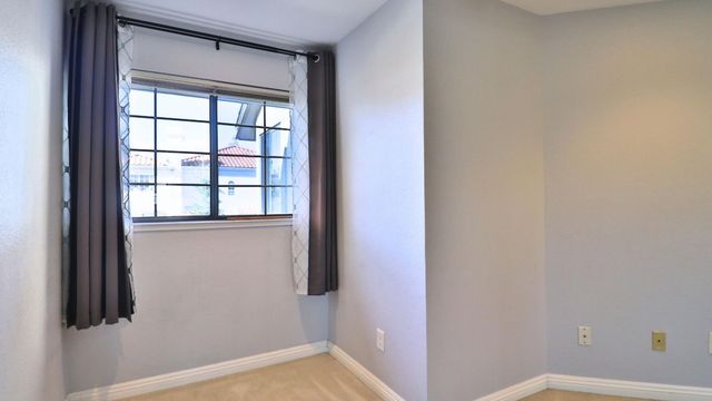 322 W Sunnyoaks Avenue, Campbell, CA 95008