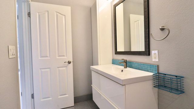 322 W Sunnyoaks Avenue, Campbell, CA 95008