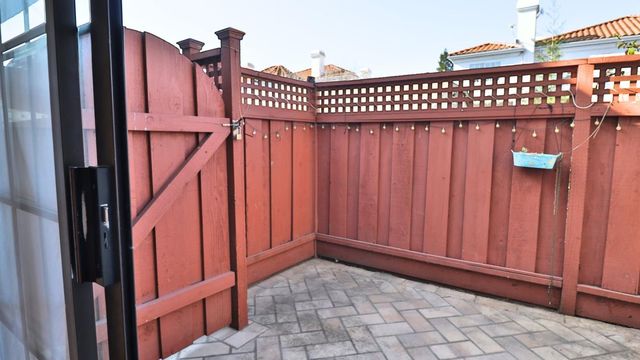 322 W Sunnyoaks Avenue, Campbell, CA 95008