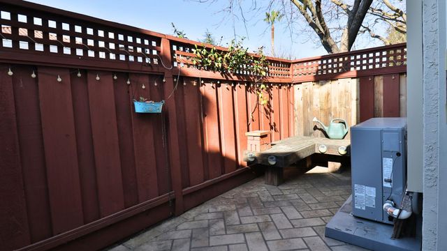 322 W Sunnyoaks Avenue, Campbell, CA 95008