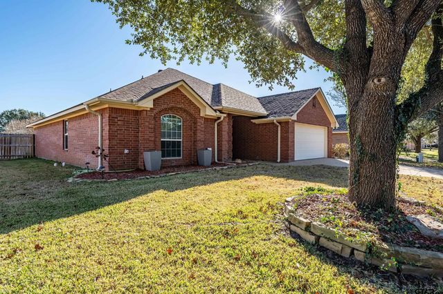 411 Amanda Ct, Whitehouse, TX 75791