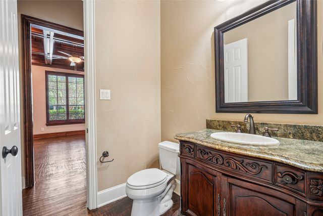2800 Seven Shields Lane, Lewisville, TX 75056