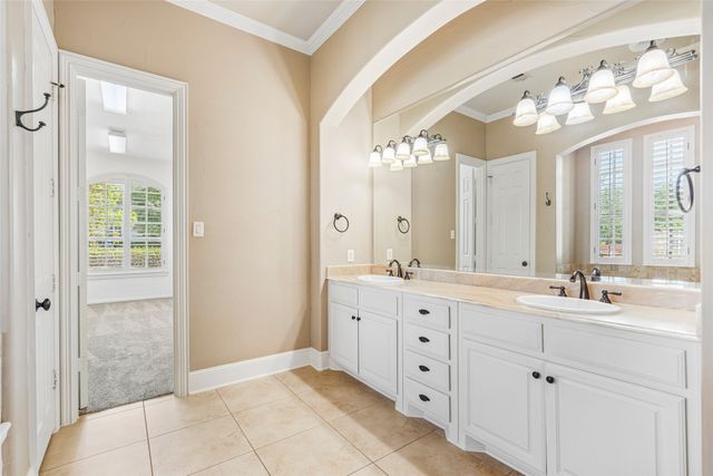 2800 Seven Shields Lane, Lewisville, TX 75056