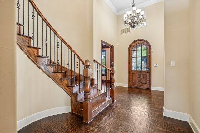 2800 Seven Shields Lane, Lewisville, TX 75056