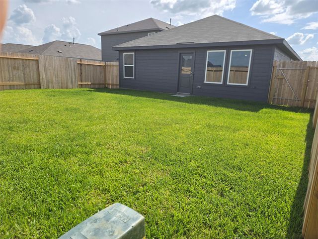 21606 Willow River Canyon Lane, Waller, TX 77484