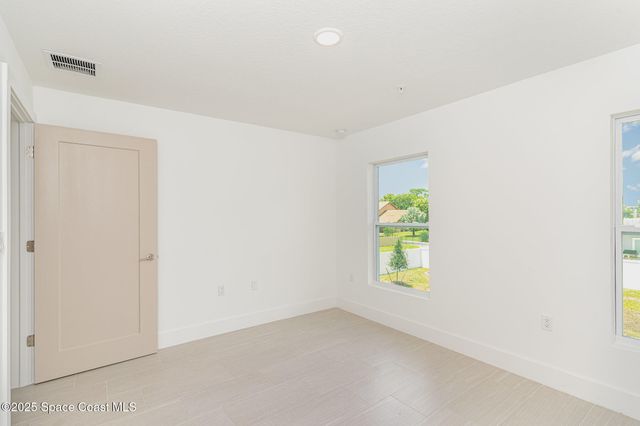 1635 Par Street NE 2203, Palm Bay, FL 32905