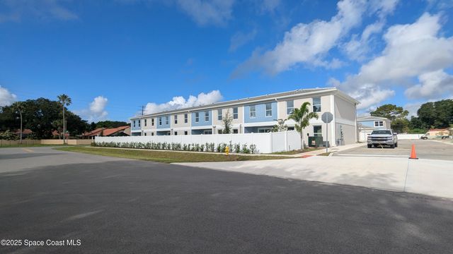 1635 Par Street NE 2203, Palm Bay, FL 32905