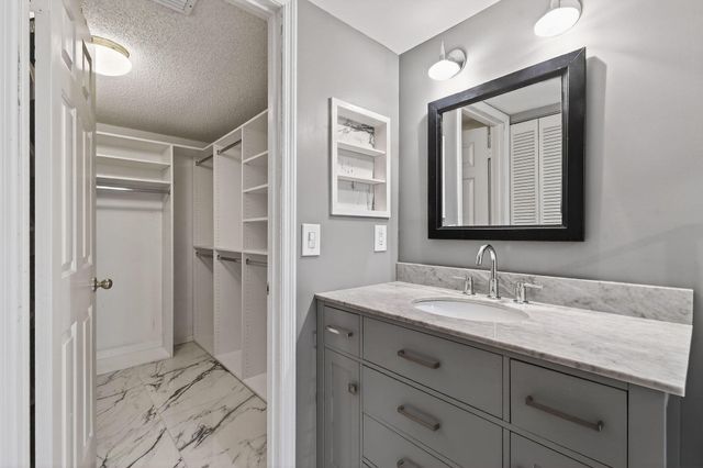 170 Seabreeze Circle, Jupiter, FL 33477