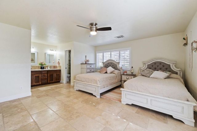 38176 Cardinal Lane, Yokuts Valley, CA 93675