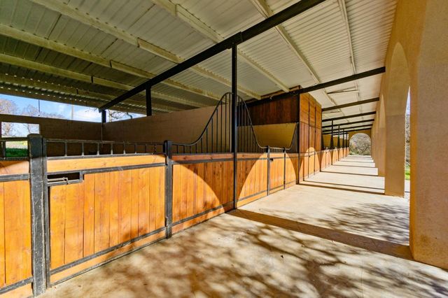 38176 Cardinal Lane, Yokuts Valley, CA 93675