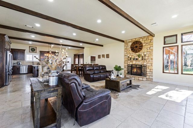 38176 Cardinal Lane, Yokuts Valley, CA 93675