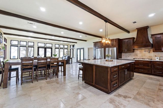 38176 Cardinal Lane, Yokuts Valley, CA 93675