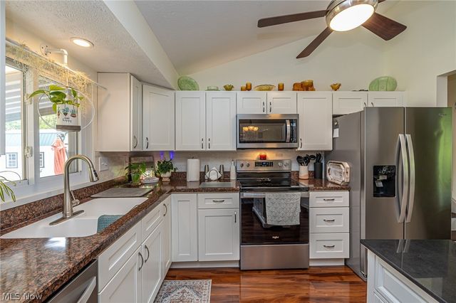 4060 Laurel Road, Brunswick, OH 44212