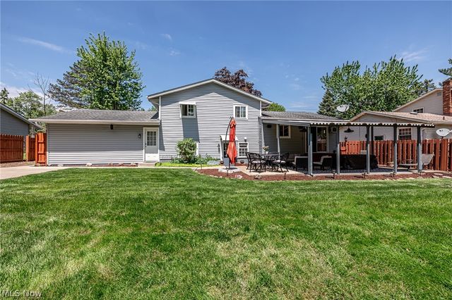 4060 Laurel Road, Brunswick, OH 44212