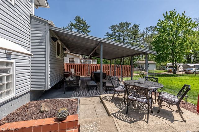 4060 Laurel Road, Brunswick, OH 44212