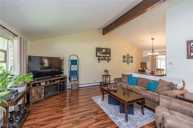 4060 Laurel Road, Brunswick, OH 44212