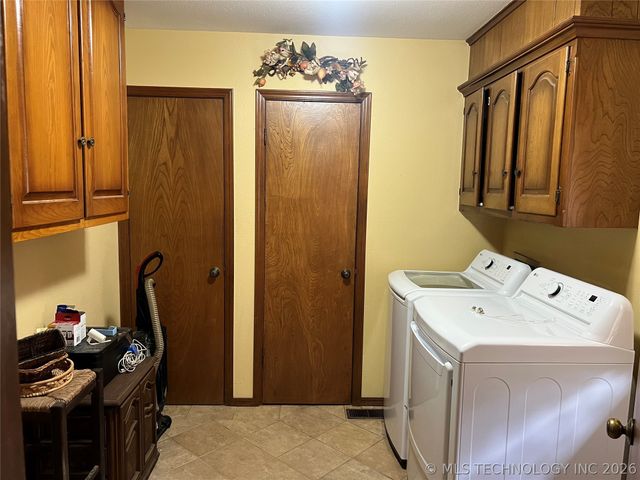 2711 Kingston Street N, Muskogee, OK 74403